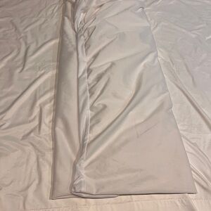 Twin Waterproof Mattress Cover White